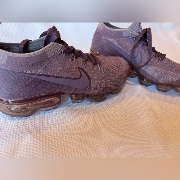 Nike Air VaporMax ‘violet dust’ - Picture 4 of 4